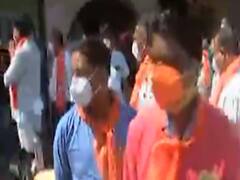 ઉમેદવાર તરીકે નામ જાહેર થાય તે અગાઉ જ અક્ષય પટેલે કરજણ બેઠક પર શરૂ કર્યો પ્રચાર