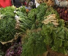 Vegetable Price Hike | भाज्यांच्या दरात वाढ; ग्राहकांचा खिसा फाटला, शेतकऱ्यांचा रिकामाच