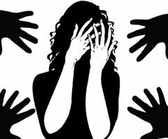 Hathras case: हमें अंतिम संस्कार से पहले बेटी को नहीं देखने दिया- मां