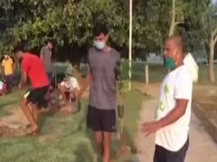 Bihar: Jahanabad के युवाओं ने आपदा को अवसर में बदला, लगाए साढ़े तीन हजार से ज्यादा पौधे 