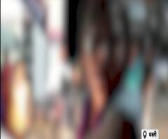 पुलिस चौकी के सामने युवती का हंगामा,पुलिसवालों पर बदसलूकी का आरोप 