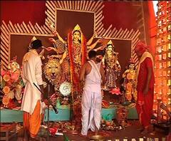 শারদ আনন্দ ২০২০: বোসপুকুর শীতলামন্দিরে দেবী দুর্গার আরতি