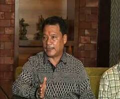 বিমল গুরুঙ্গের ‘তৃণমূল যোগ’ নিয়ে পাহাড়ে মিছিল-পাল্টা মিছিল 