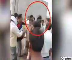 Fatehpur: पुलिस खड़ी देखती रही और भीड़ ट्रक चालक को पीटती रही| Poorab Paschim |ABP Ganga