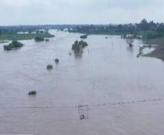 Latur Rain | तेरणा नदीला पूर, शेकडो एकर शेती पाण्याखाली, ड्रोनच्या नजरेतून भीषण दृश्यं