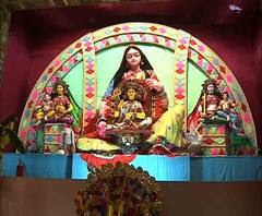 শারদ আনন্দ ২০২০: উমা বিদায়ে ভারাক্রান্ত মন নিয়েই দশমী পুজো শুরু দুর্গাপুর মার্কনি ক্লাবে