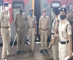 Chandauli: महिलाओं को सुरक्षित रखेगी 'मेरी सहेली' | Mudde Ki Baat| ABPGanga