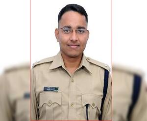 Vineet Jaiswal Hathras के नए SP, तुरंत चार्ज संभालने का आदेश| ABP Ganga