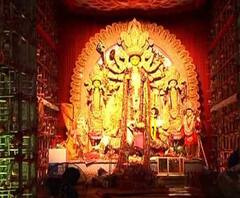  ১০২ বছরে বাগবাজার সর্বজনীন, লোকশিল্প প্রয়োগে শারদ আনন্দ সম্মান কাশী বোস লেনের