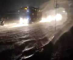 Pune Heavy Rain | पुणे शहरात 2 तासांपासून मुसळधार पाऊस, पुणे- सोलापूर महामार्ग पावसामुळे बंद