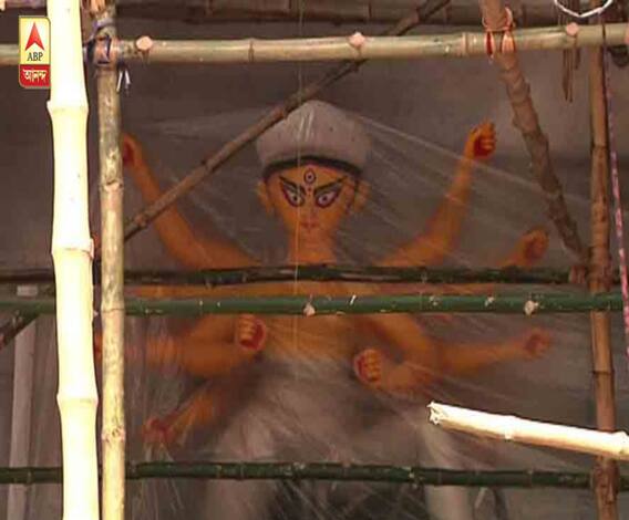 শারদ আনন্দ ২০২০: আমার পুজো: রাজডাঙা নব উদয় সঙ্ঘের পুজোয় সাবেকিয়ানার ছোঁয়া, ঘুরে দেখলেন তুহিনা