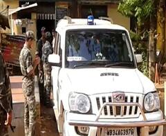 পুলিশ পরিচয় দিয়ে যুবককে গাড়ি তুলে 'মারধর', সল্টলেকে গ্রেফতার ৩