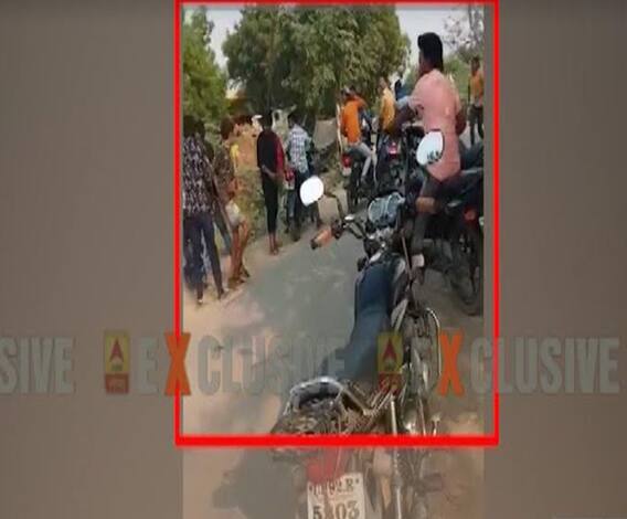 Jalaun Police की हिटलरशाही, दारोगा की बीच सड़क पर युवक के साथ बेरहमी| High Alert| ABP Ganga 
