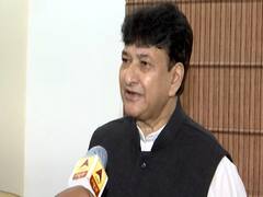 कांग्रेस में अंतरकलह, Ghulam Nabi Azad के आरोपों पर हारून यूसुफ ने शायरी से दिया जवाब