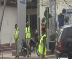 बिजली का बिल नहीं भरने पर सिग्नल हुआ बंद, ट्रैफिक पुलिस संभाल रही है जिम्मेदारी