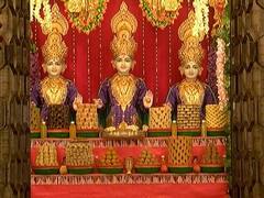 રાજકોટના કાલાવડ રોડ પર આવેલા સ્વામિનારાયણ મંદિરમાં કરાયું અન્નકુટનું આયોજન