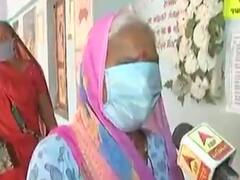 Gujarat bypoll: કોરોના કાળ વચ્ચે લીંબડી બેઠક પર સિનિયર સિટીઝનોએ કર્યું મતદાન, જુઓ વીડિયો