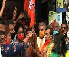 দলবল নিয়ে বিজেপিতে সিপিএম নেত্রী রিঙ্কু নস্কর