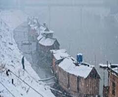 উত্তর ভারতে তুষারপাত, বরফের চাদরে ঢাকল কেদারনাথ