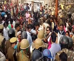 युवक की हत्या पर हुआ बवाल, शव रखकर किया गया प्रदर्शन | Kanpur | ABP Ganga 