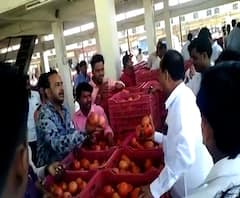 Agriculture News | आटपाडी बाजारसमितीत डाळिंबाला विक्रमी दर | शेती क्षेत्रातील घडामोडींचा आढावा