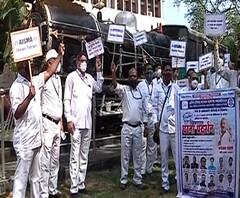 Pune Station master andolan | विविध मागण्यांसाठी पुण्यातील रेल्वे स्टेशनमास्तरांचं आंदोलन