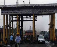 Bharat Bandh Nov 26: ধর্মঘটের প্রভাব নেই হলদিয়ায় শিল্পাঞ্চলে, স্বাভাবিক পণ্য পরিবহন