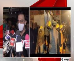 कुली बाजार में बिल्डिंग का हिस्सा गिरा, 1 शख्स को मलबे से निकाला गया। Kanpur News