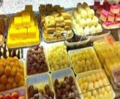 আনন্দ সকাল (৪): ভাইফোঁটা উপলক্ষে মিষ্টির দোকানে ক্রেতাদের ভিড় 