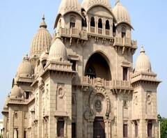 প্রয়াত দক্ষিণেশ্বর শ্রী সারদামঠের প্রবীণা সন্ন্যাসিনী প্রব্রাজিকা বেদান্তপ্রাণা