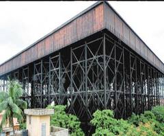 Kolkata Water Crisis: টালা ট্যাঙ্কের পানীয় জলের পাইপে ফাটল, উত্তর-দক্ষিণে পানীয় জল পরিষেবা বন্ধে দুর্ভোগে শহরবাসী