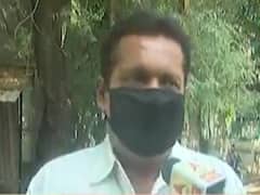 રાજકોટઃ ભક્તિનગર વિસ્તારમાં જીવતા વીજ વાયરો નીચે કામદારો કરી રહ્યા છે કામ