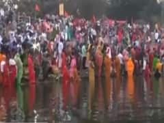 Chhath Puja 2020 : छठ पूजा का आखिरी दिन, Raipur के Mahadev Ghat का नजारा 