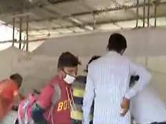 સુરત: મહારાષ્ટ્રથી આવતી બસોમાં સવાર મુસાફરોનો કરવામાં આવી રહ્યાં છે કોરોના ટેસ્ટ