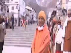 Kedarnath पहुंचे CM Yogi Adityanath, बाबा केदार की शरण में सीएम योगी