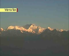 বায়ুদূষণ কমায় কমায় শিলিগুড়ি তো বটেই, রায়গঞ্জ থেকেও স্পষ্ট দেখা যাচ্ছে কাঞ্চনজঙ্ঘা