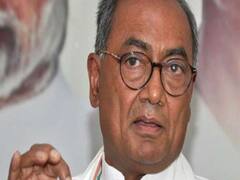 Nitish Kumar should join hands with Tejashwi Yadav: Digvijaya Singh