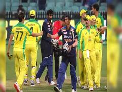 AUS v IND, 1st ODI: 66 रनों से हारी टीम इंडिया