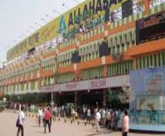 Local Train in Bengal: ব্যস্ততম শিয়ালদা স্টেশনে শেষ মুহূর্তের প্রস্তুতি তুঙ্গে, বিভ্রান্তি এড়াতে প্রায় একই রাখা হচ্ছে টাইম টেবল 