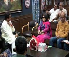 Raj Thackeray | कलाकार, दिग्दर्शक, निर्माते राज ठाकरेंच्या भेटीला, जागतिक मराठी नाट्यकर्मी संघ कृष्णकुंजवर