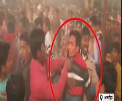 रामलीला ग्राउंड में गाने बजाने पर 'महाभारत' !