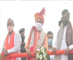 CM Yogi Adityanath ने Owaisi के गढ़ में भरी हुंकार | Hyderabad | GHMC Polls | ABP Ganga 