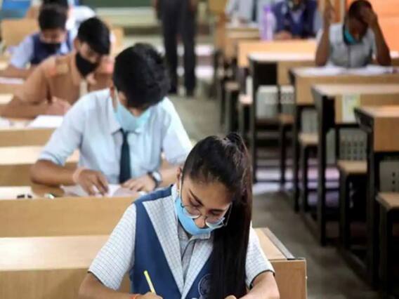 11 students and eight teachers test COVID positive | Master Stroke Full