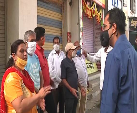 नाशिकमध्ये शाळा सोमवारपासून सुरु होणार; मुलांना कोरोना झाल्यास कोण जबाबदार, पालकांचा सवाल