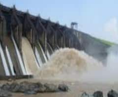 ২৪ ঘণ্টা পার, এখনও দুর্গাপুর ব্যারাজ থেকে বেরিয়ে যাচ্ছে জল, মজুত জল সরবরাহ করছে পুরসভা