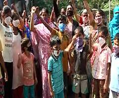 दिवाळीच्या तोंडावर एसटी कर्मचाऱ्यांचं आंदोलन; कर्मचाऱ्यांच्या कुटुंबियांना काय वाटतं?