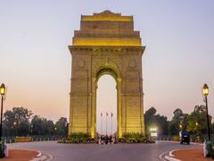 Delhi में लगातार कोरोना से 100 से ज्यादा लोगों की मौत