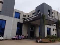 હિંમતનગર સિવિલ હોસ્પિટલમાં કોરોના સામે રક્ષણ આપતી ટેબલેટ ખૂટી પડી, જુઓ વીડિયો 