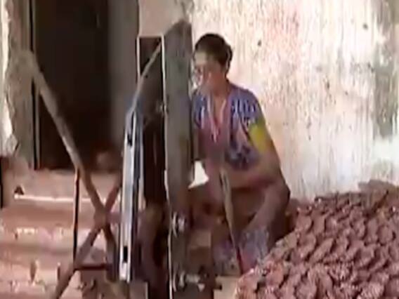 કોરોના મહામારીના કારણે માટીકામના વેપારીઓને ફક્ત 40 ટકાનો થયો વેપાર, જુઓ વીડિયો