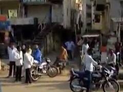 અમદાવાદમાં કર્ફ્યૂની જાહેરાત બાદ લોકો જીવન જરૂરીયાતની વસ્તુ લેવા ઉમટ્યા